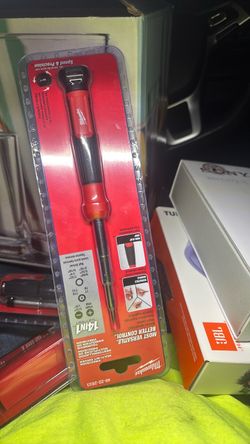 Milwaukee 14-in-1 Multi-Bit Screwdriver