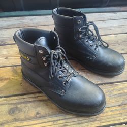 Rhino steel toe size 11 brand new out the box $20