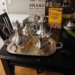Vintage 5 Piece Decorative Silver Tea Cup Set. 5 Pieces Total