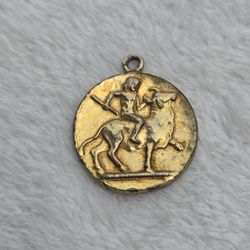 Vintage mythological Alva museum replica gold pendent bull taurus 