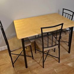 Table With Chairs 