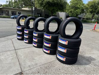235-40-19 Tires 840 tread wear high mileage warranty 125$ each