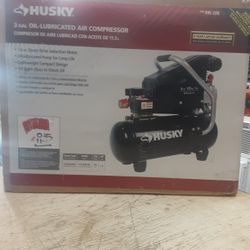 Husky 3 Gal Oil-Lubricated Air Compressor 