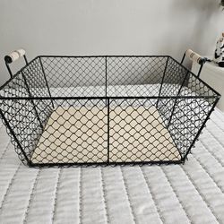 Canasta  De  Madera  Y  Metal