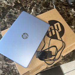 HP Laptop Touchscreen 