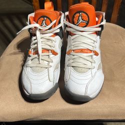 Kids Jordan 5.5y