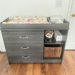3 Drawer Changing Table 