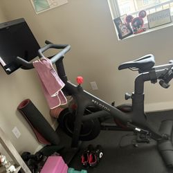 Peloton x Bike 