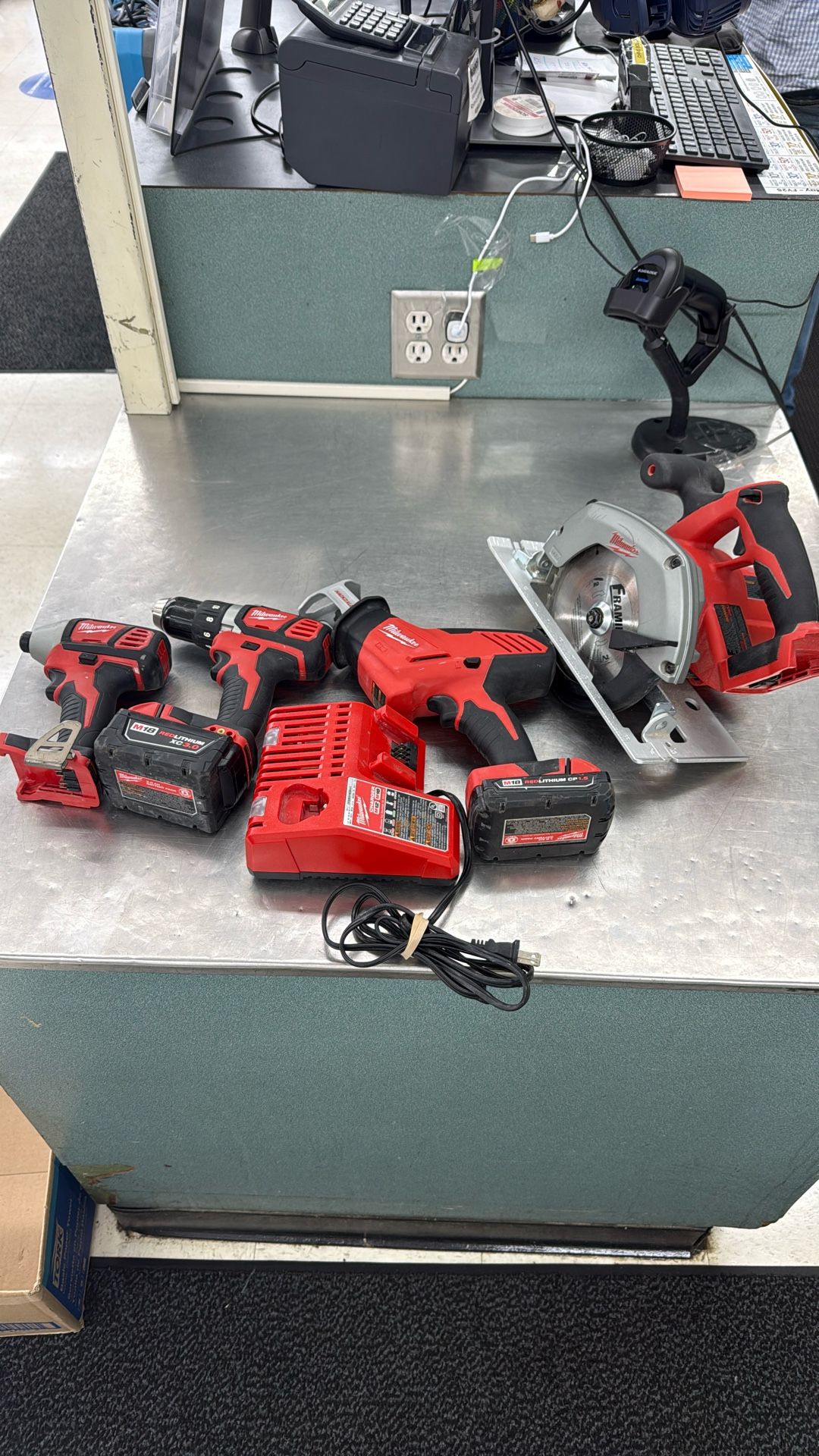 4 Pc Milwaukee Set