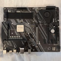 AMD Ryzen 7 3700X + Gigabyte X570 UD Motherboard