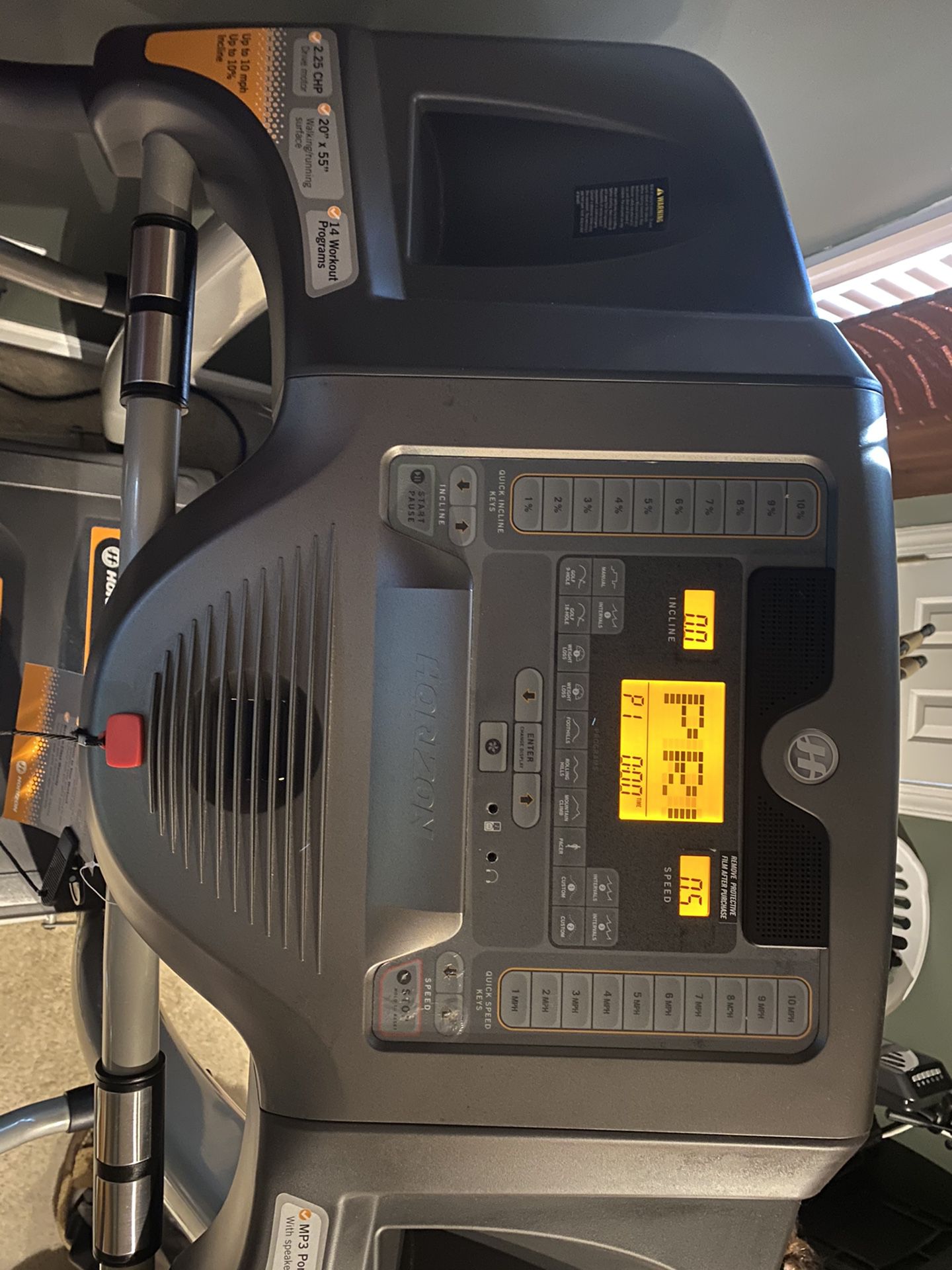 Horizon Treadmill T82