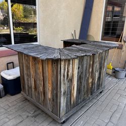 FREE TIKI BAR!