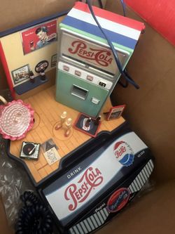 Pepsi Everyday Phone Light Sound Motion Music Box 1997 Complete