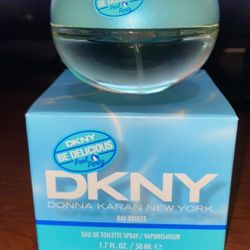 DKNY BAY BREEZE