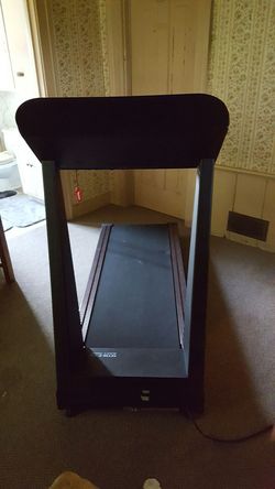 True 525 soft select treadmill for Sale in Yorkville IL OfferUp