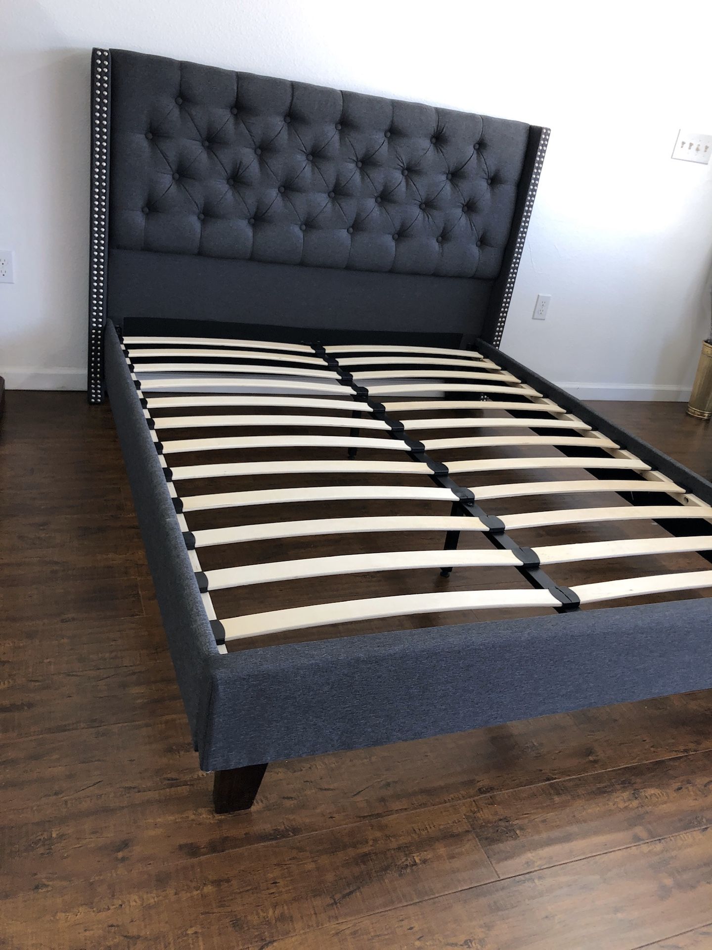 QUEEN BED FRAME $200 $20 DELIVERY 🚚 💥 • Brand new in box • Hardware & instructions included • Price is firm • We do not assemble