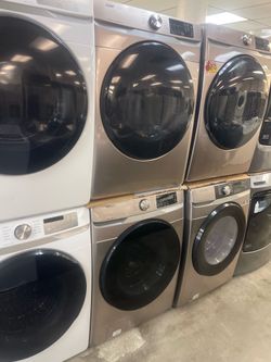 Samsung Electric 220 V Set Washer and Dryer