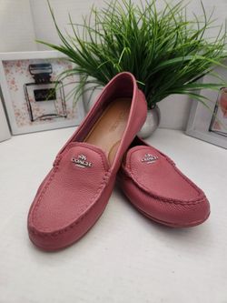 Coach Shoes Size 7.5 Pink Mary Lock Up Pebbled Leather Driving Loafers 