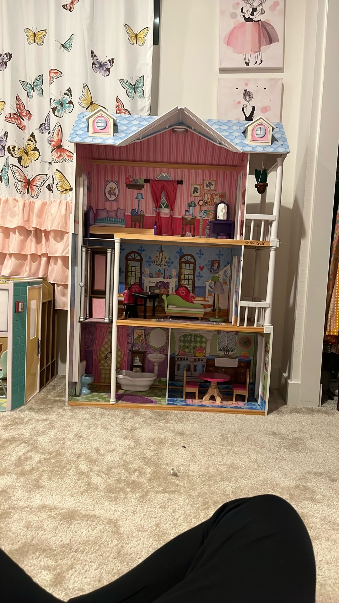 KidKraft My Dreamy Wooden Dollhouse
