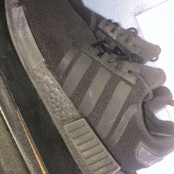 Mens Adidas NMD R1 sneakers
