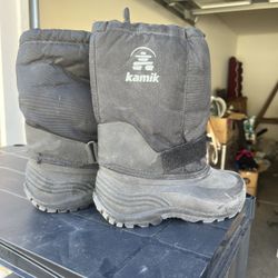 Boot For Snow Size 4