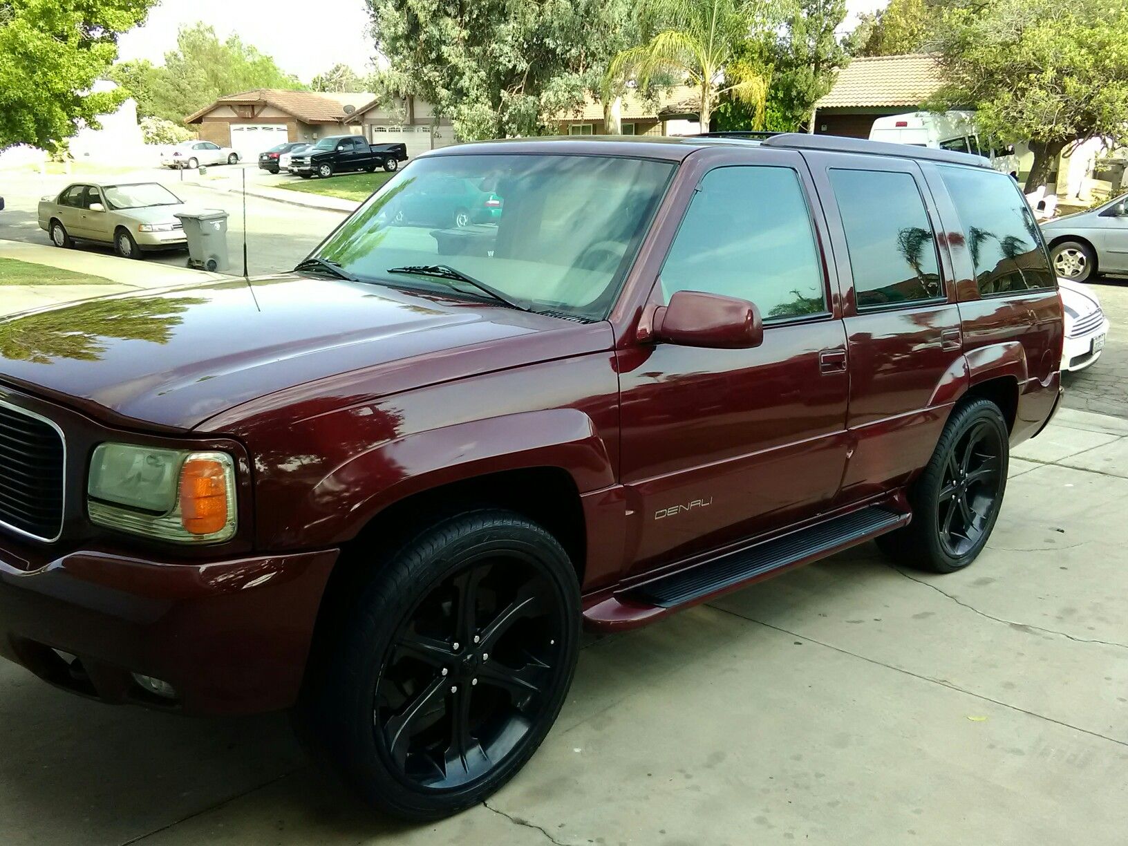 2000 GMC Yukon Denali
