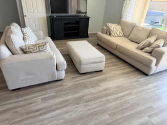 White upholster three-piece Living Room Set
