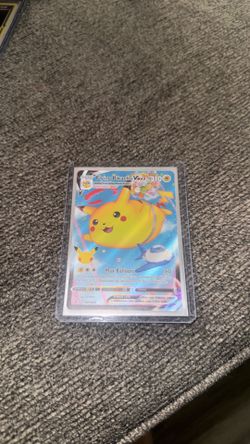 Flying Pikachu VMAX 007/025 Pokémon card