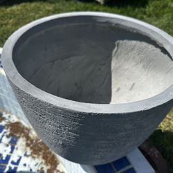 brand new patio ceramic pot in 📦 box plant not included 