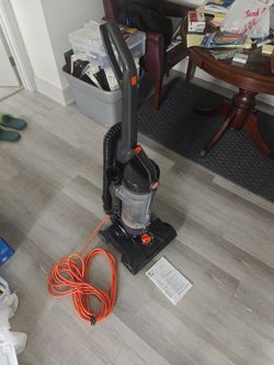 Hoover Task Vac Commercial