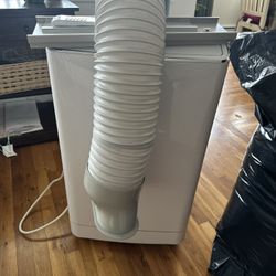 GE Portable Air Conditioner 13,500 BTU