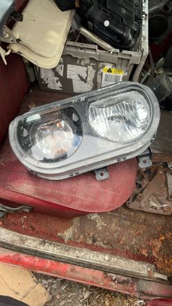 08-14dodge challenger front headlight left