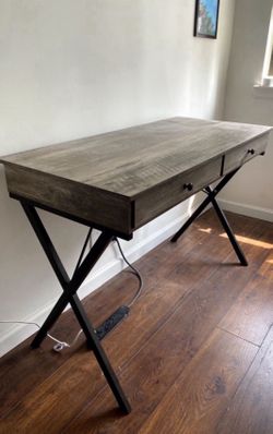 Office Desk | Work Station | Artist Desk