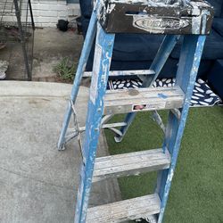 4 foot werner ladder