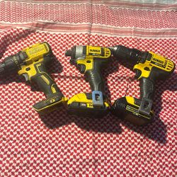 Three drills Dewalt 20 V