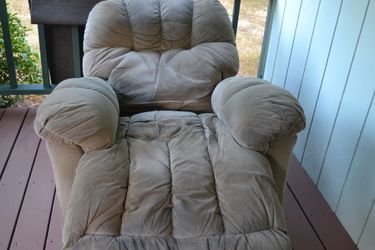 Free Recliner