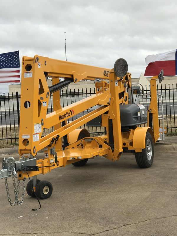 Towable boom lift for Sale in Dallas, TX OfferUp