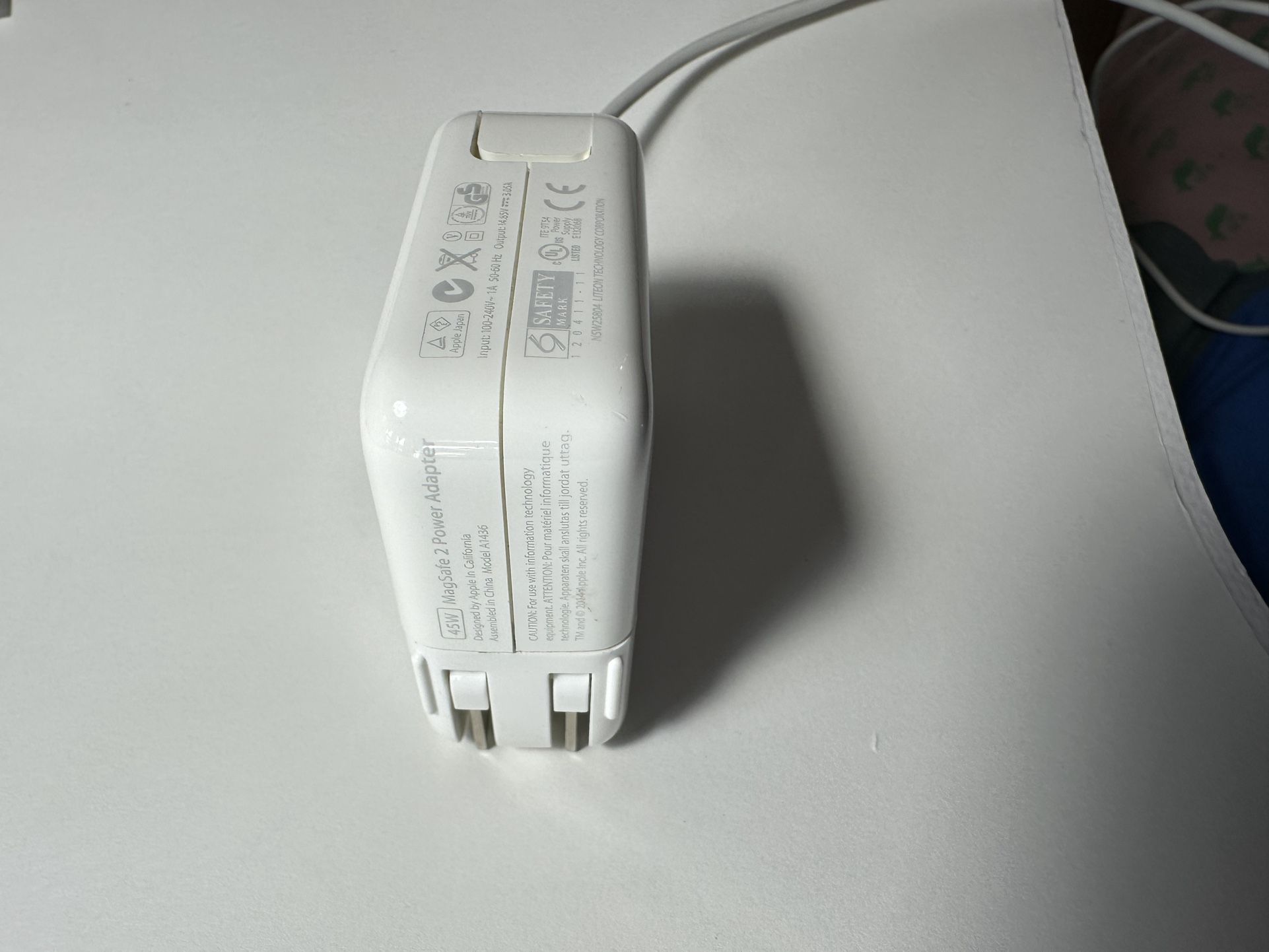 45W MagSafe 2 Power Adapter