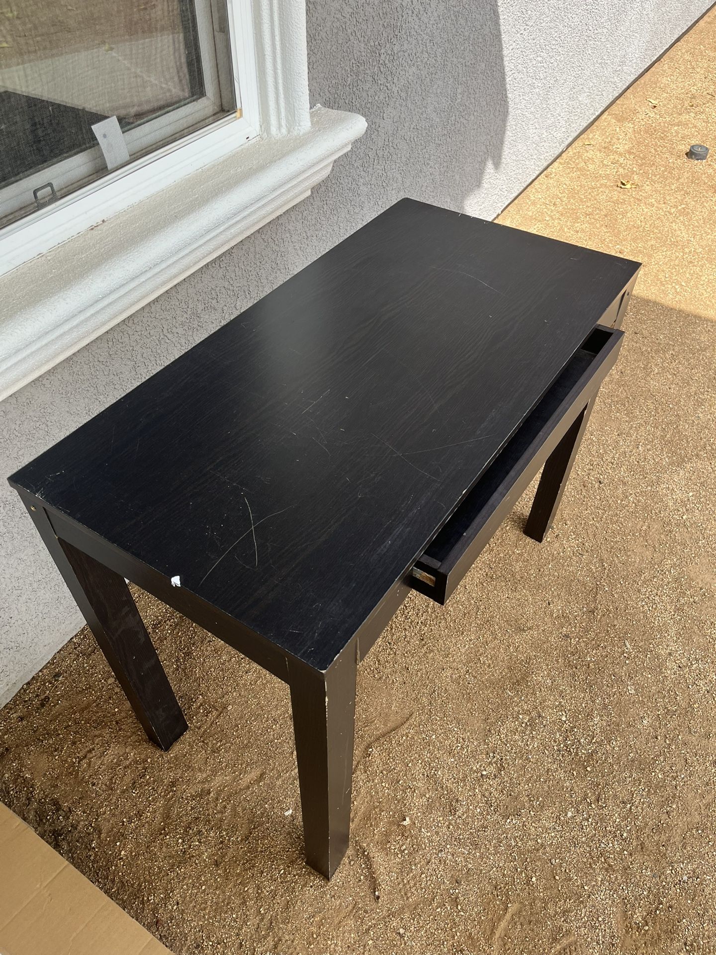 Black Table