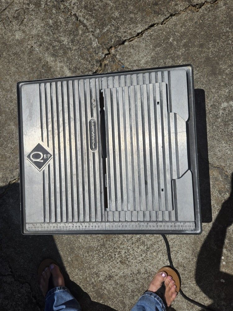 Tile Saw