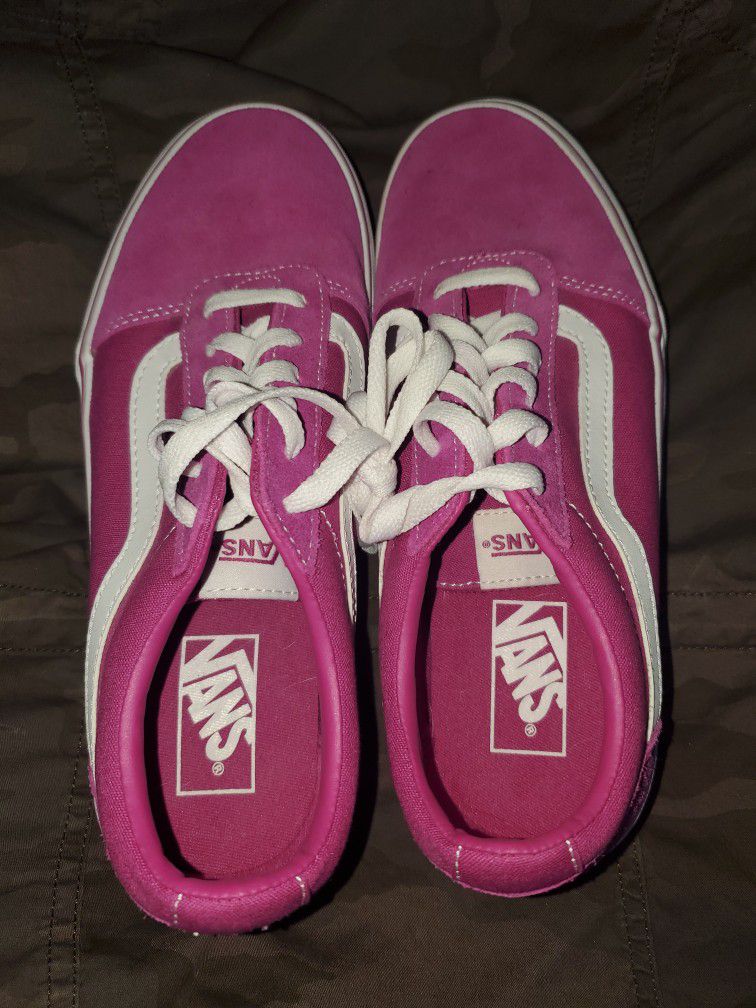 Vans Pink Sneakers 