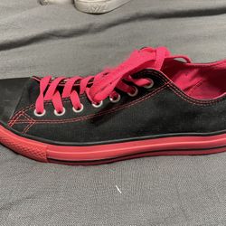 Converse Size 9