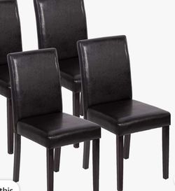 4 chairs ///