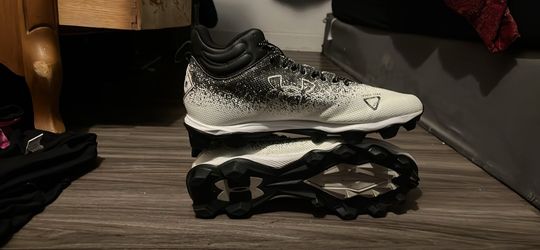Under Armour Football Cleats Mens 12