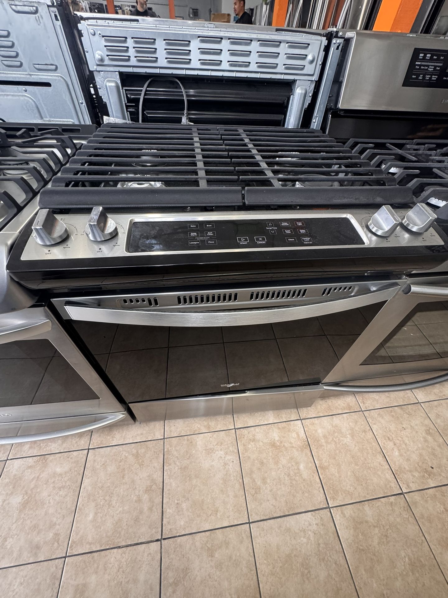 WHIRLPOOL SLIDE IN OVEN FINANCING AVAILABLE