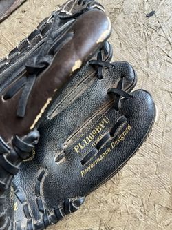 Rawlings 11” Right Handed Glove