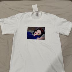 supreme Tshirt Brandnew Size Small