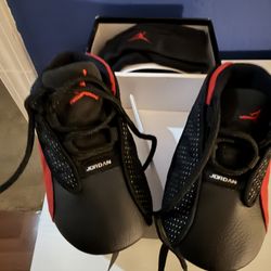 Jordan 13 4C