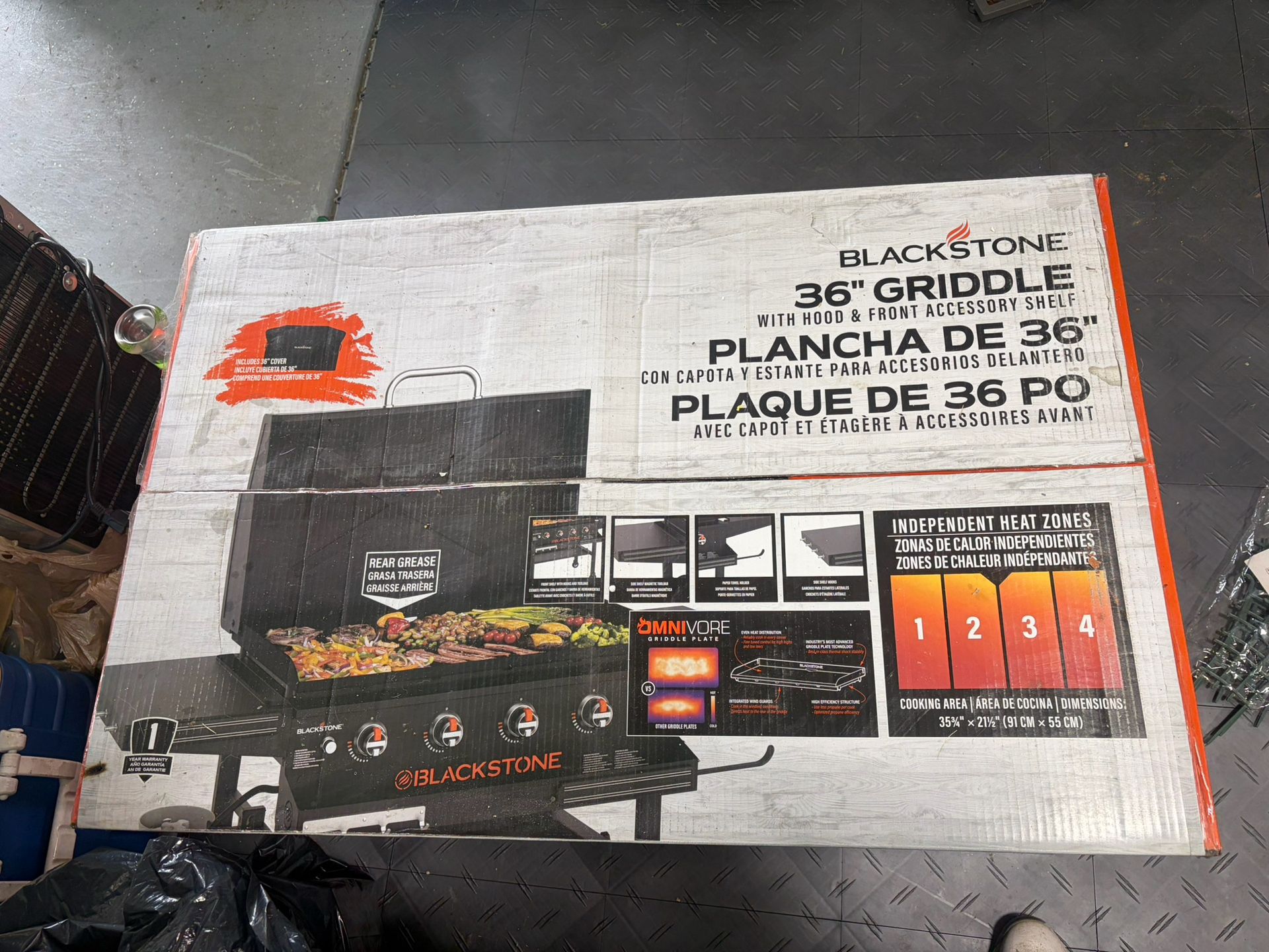 Blackstone 36” Griddle With Hood And Front Accessory Shelf