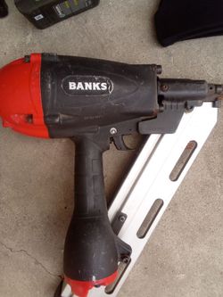Banks Pneumatic Framing Nailer